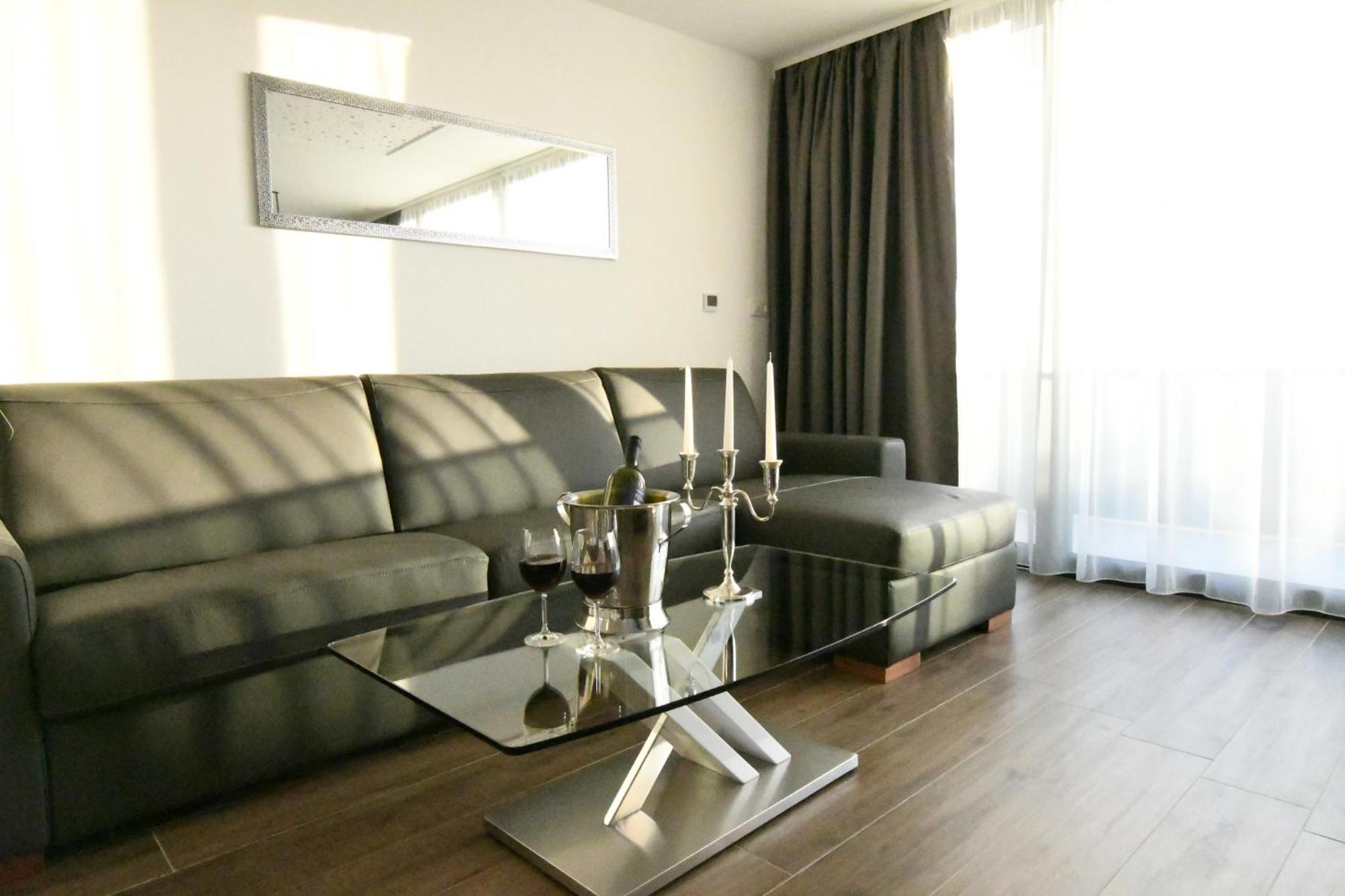 Luxury Sundance Traù